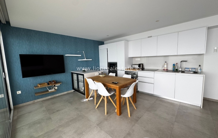 Wynajem długoterminowy - Mieszkanie w bloku - Torrevieja - El Acequión - Los Náufragos