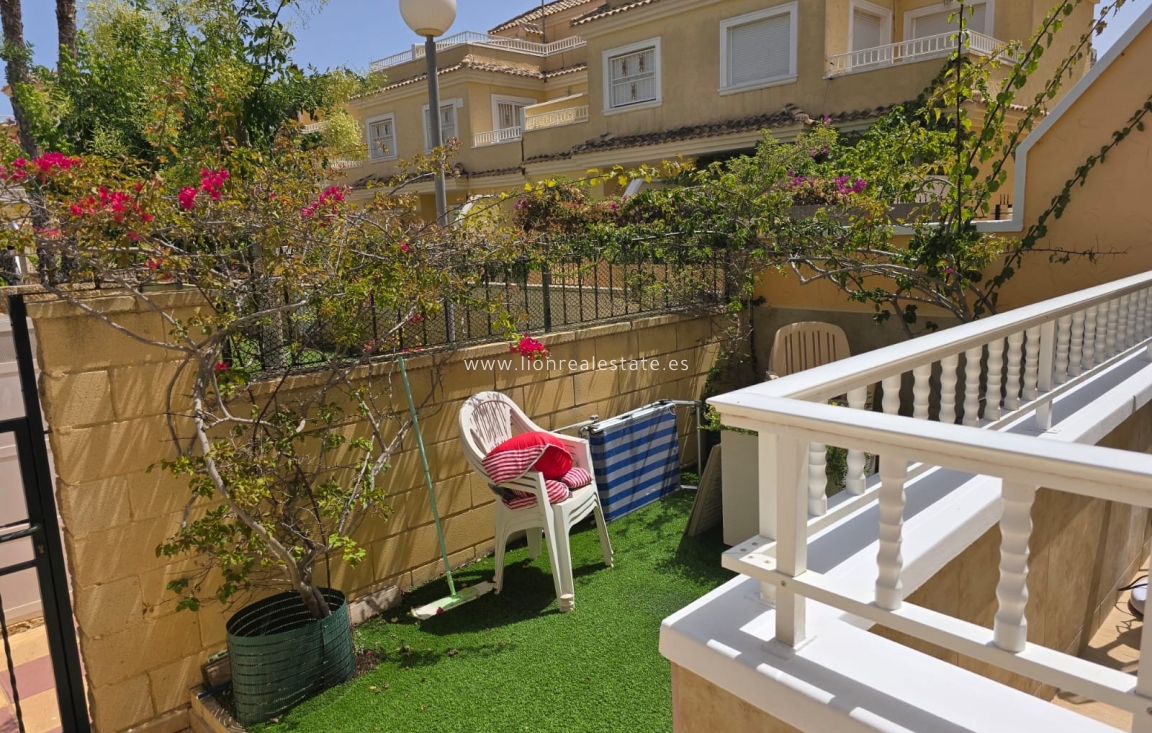 Wynajem krótkoterminowy - Town House - Orihuela Costa - Los Altos