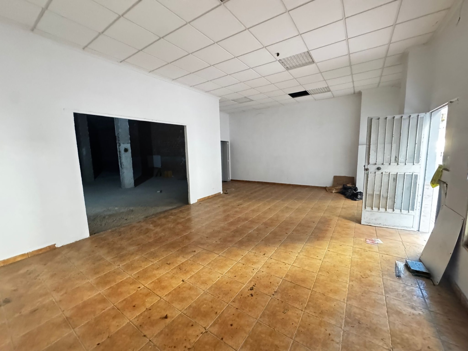 Комерційна нерухомість в Торрев'єха, Іспанія, 260м² - зображення 3