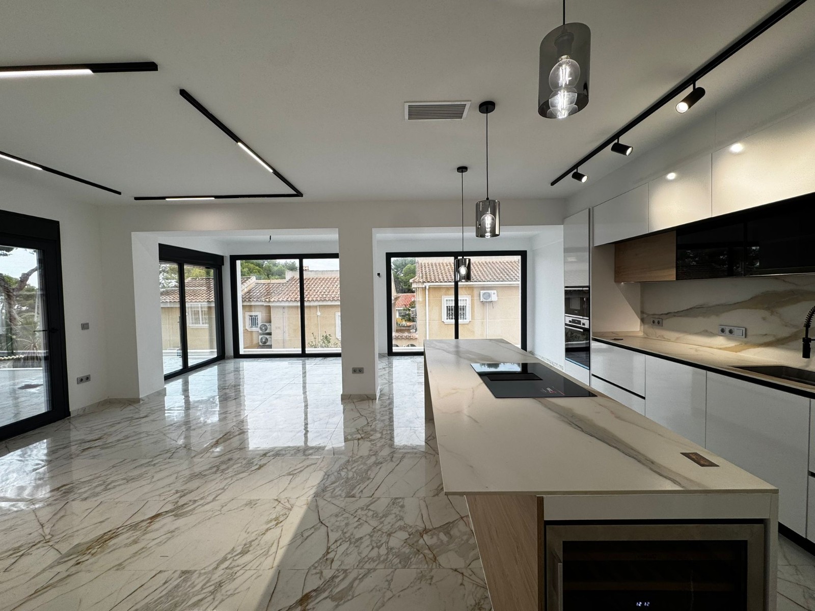 Вілла в Торрев'єха, Іспанія, 280м² - зображення 2