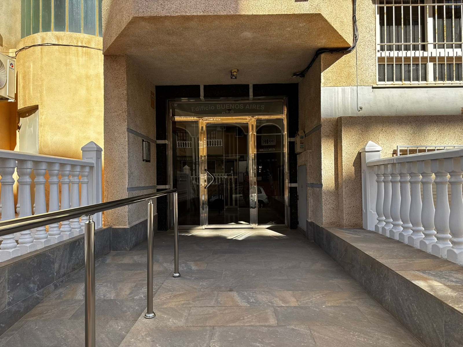 Гараж в Пунта Пріма, Іспанія, 12м² - зображення 6