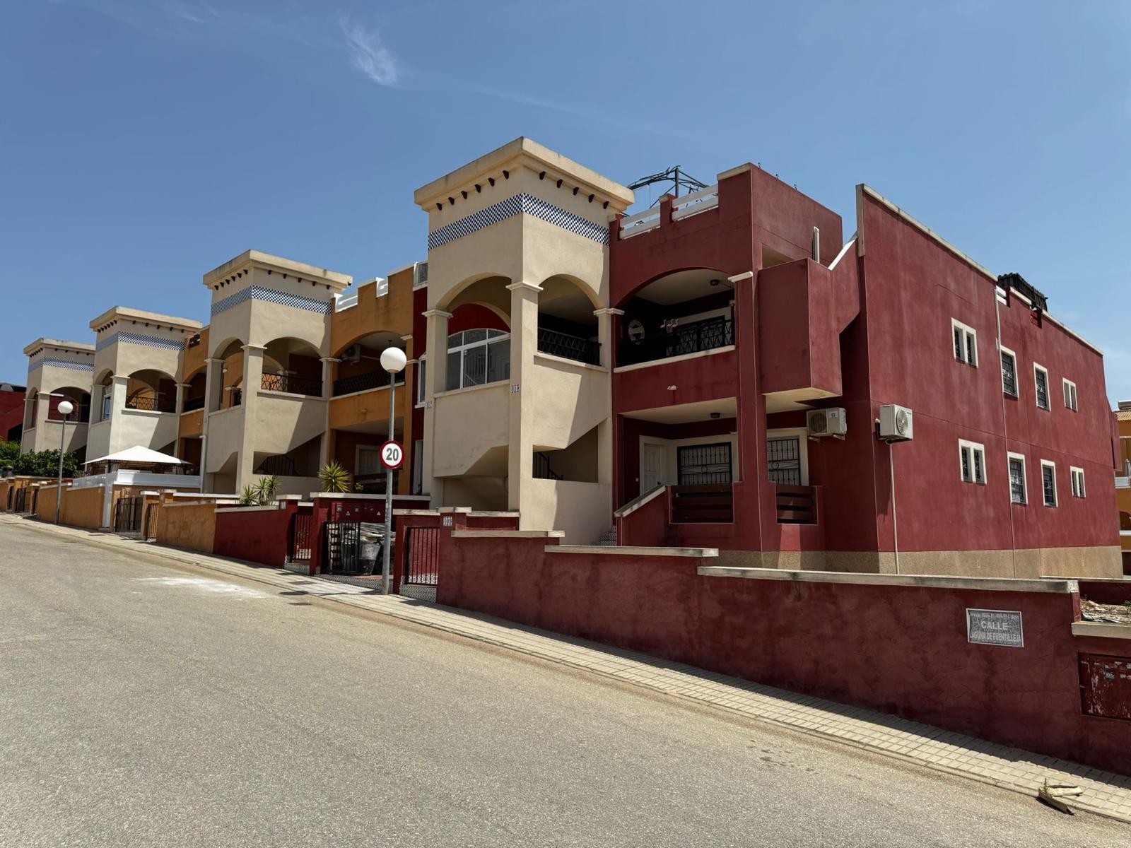 Бунгало в Торрев'єха, Іспанія, 66м² - зображення 2