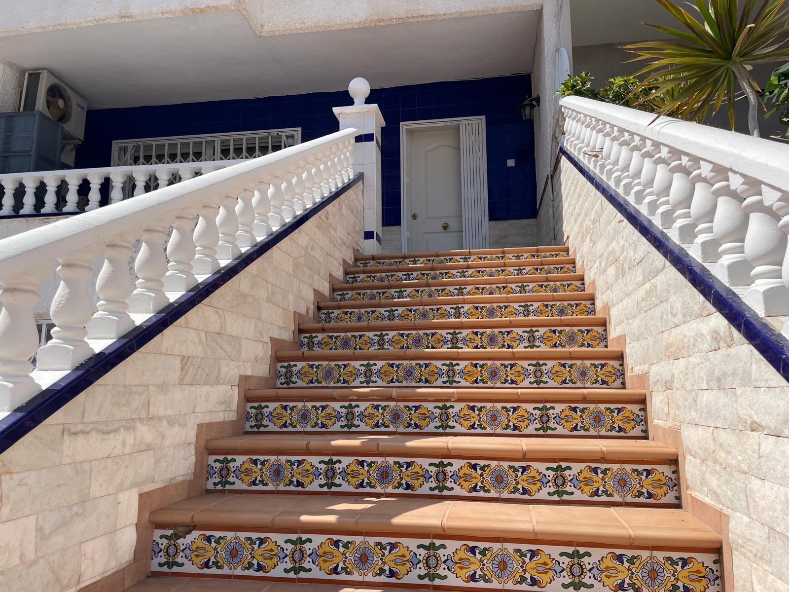 Kamienica z 5 sypialniami, 162m² w Torrevieja, Hiszpania [ID: 0150-LS-2006]