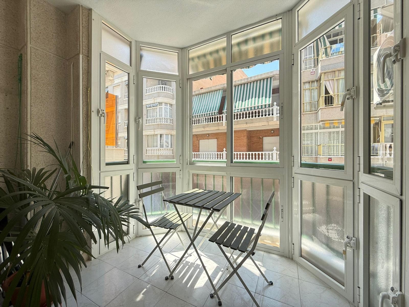 Квартира в Торрев'єха, Іспанія, 73м² - зображення 2