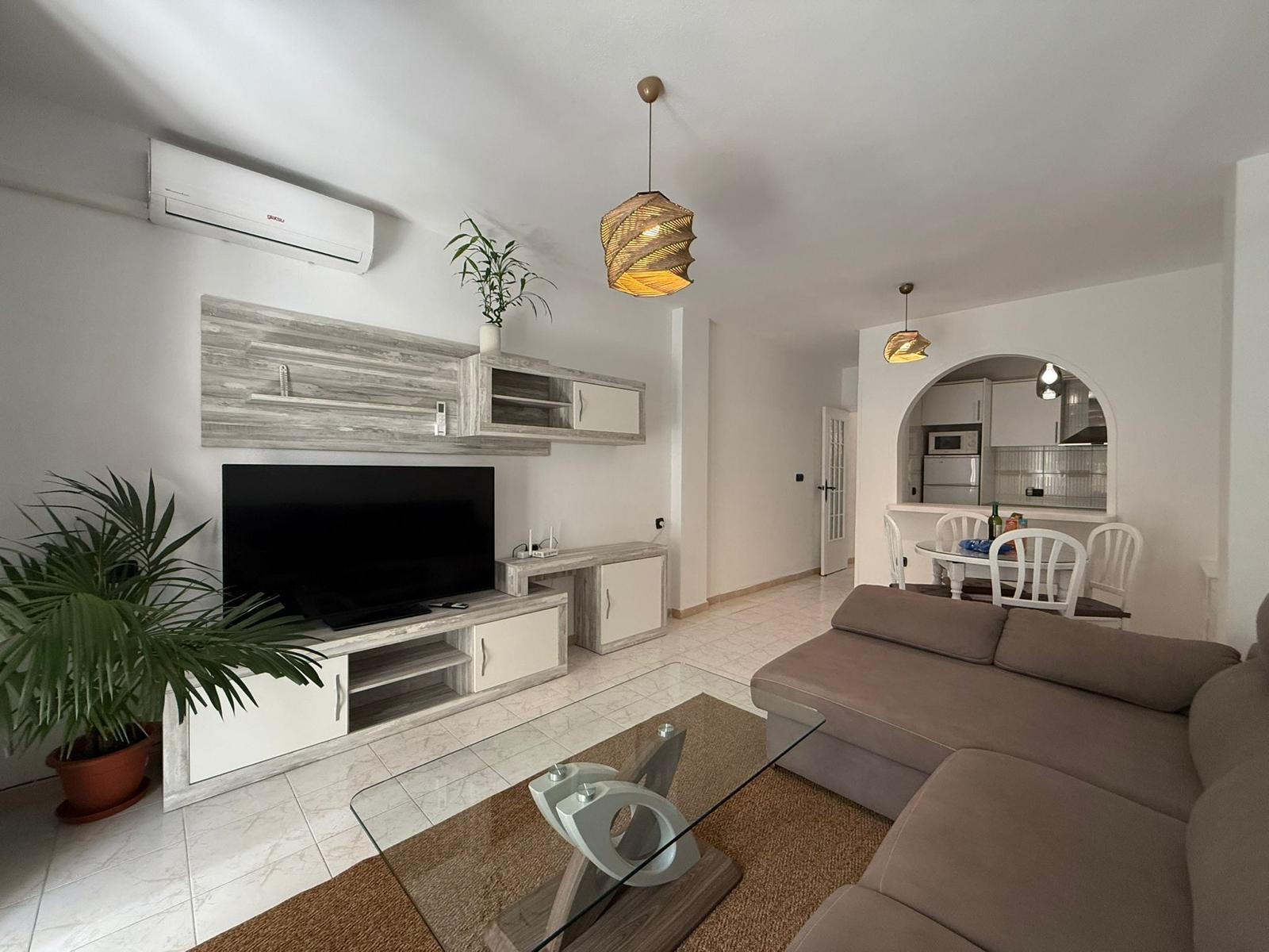 Квартира в Торрев'єха, Іспанія, 73м² - зображення 3